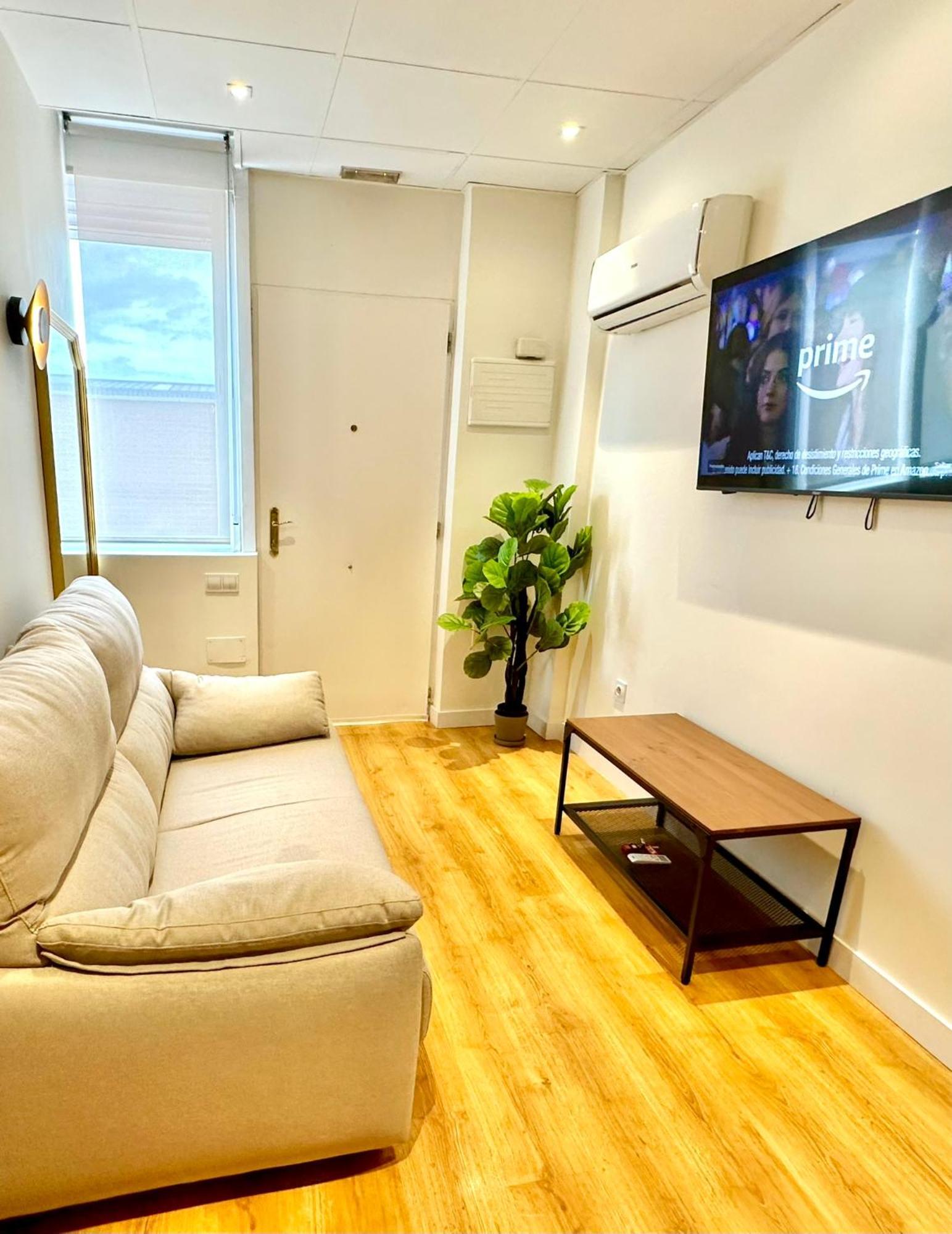 Apartamentos Noviembre Madrid Eksteriør bilde