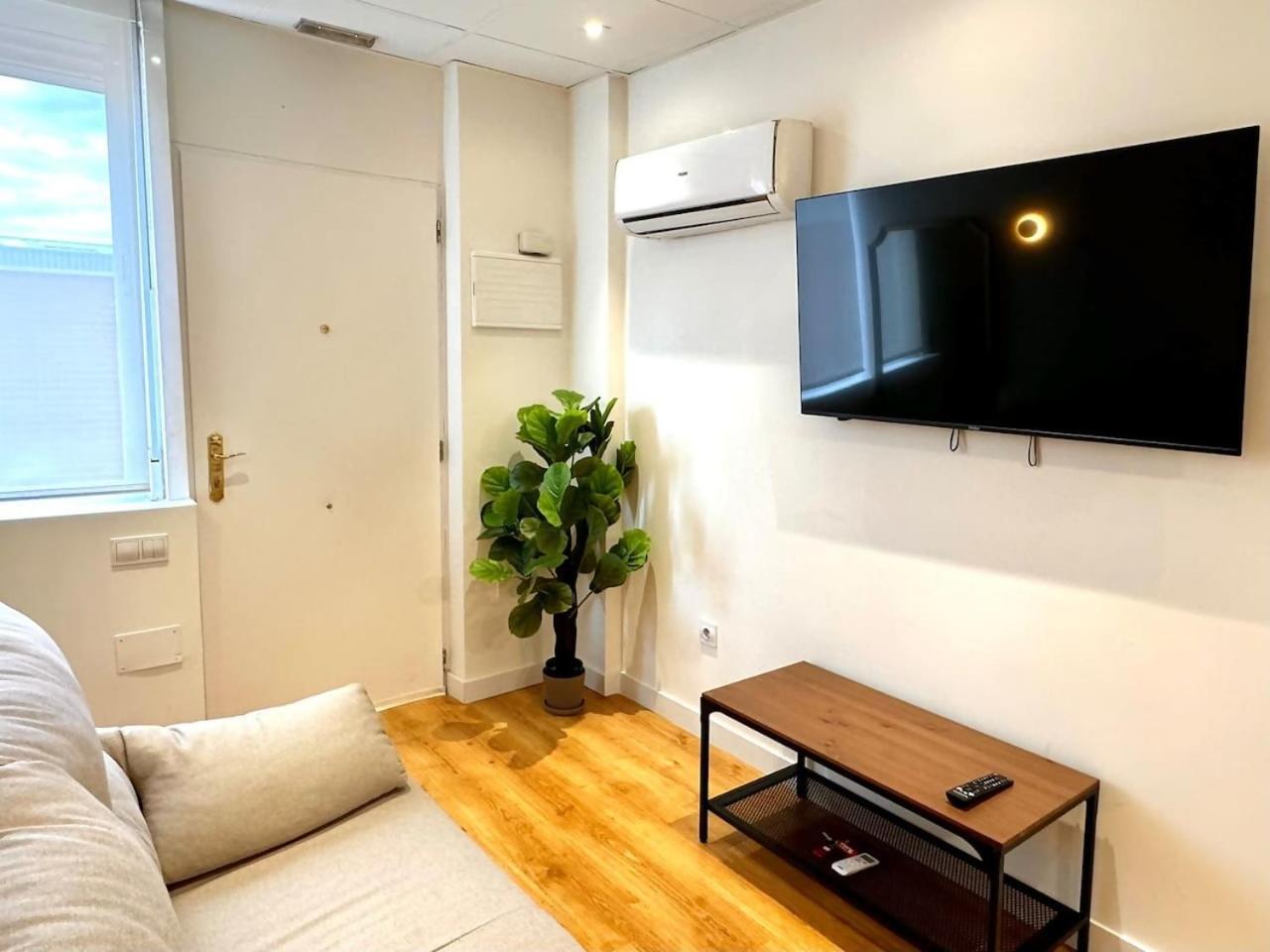 Apartamentos Noviembre Madrid Eksteriør bilde